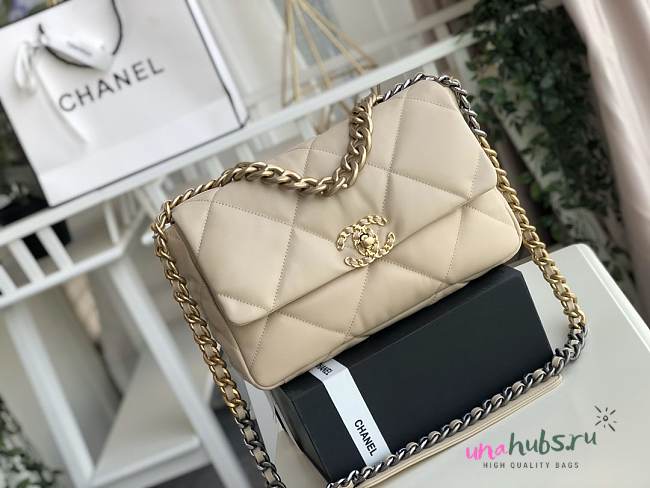 Chanel 19 Flap Medium Bag Beige - 1