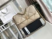 Chanel 19 Flap Medium Bag Beige - 3