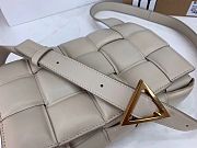 BOTTEGA VENETA PADDED CASSETTE BAG WHITE - 2