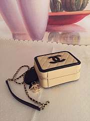 Chanel Vanity small Bag  - 3