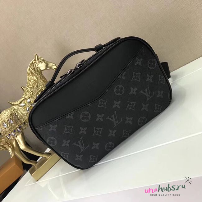 LV Bumbag m42906 - 1