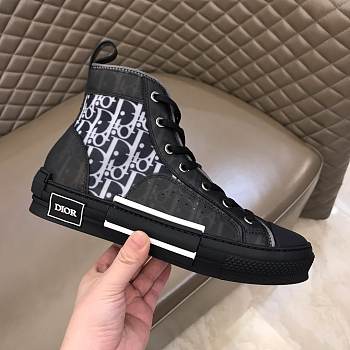 DIOR x Kaw sneakers 003