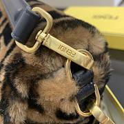 Fendi BAGUETTE Brown Sheepskin Bag - 3