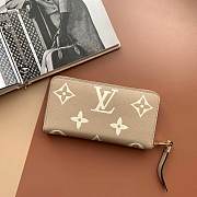 LV wallet 001 - 3