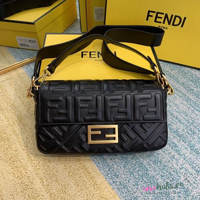 Fendi Baguette Black Medium  - 1