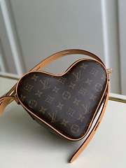 LV Heart Monogram Crossbody Logo Shoulder Bags - 5