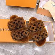 LV fur slippers - 2