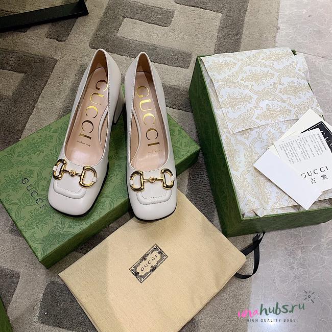 Gucci shoes in White  - 1