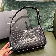 YSL LE 5 À 7 HOBO BAG IN CROCODILE-EMBOSSED SHINY LEATHER - 3