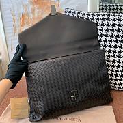 Bottega Veneta document case black handle bag - 6