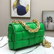 Bottega Veneta The Chain Cassette Green Bag - 3