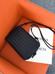 Bottega Veneta Loop cross-body mini bag - 6