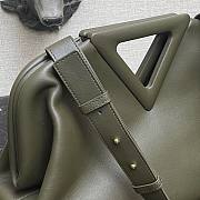 Bottega Veneta top handle bag in camping  - 2