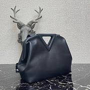 Bottega Veneta top handle bag in black - 2