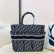 DIOR Book Tote Blue Oblique Embroidery 41cm - 3