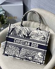 DIOR Book Tote Black Jungle Embroidery 41cm - 1