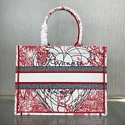 Dior D-Royaume d'Amour Embroidery Book Tote 36cm - 6