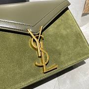 YSL Cassandra Monogram Bag in Box leather and Suede green - 6