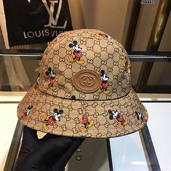 Gucci round hat 03