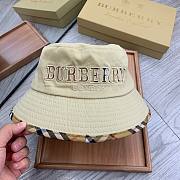 Buberry round hat  - 6