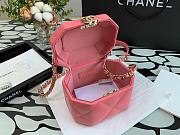 Chanel Lambskin Small Vanity Case AS2630 Pink  - 3