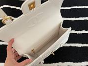 Chanel FlapBag White Leather AS2696 - 2