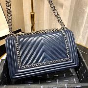 Chanel Medium Crinkled Calfskin Chevron Boy Flap Bag Blue - 6