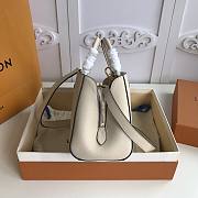 Louis Vuitton Montaigne Small Beige - 2