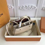 Louis Vuitton Montaigne Small Beige - 5