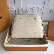 Louis Vuitton Montaigne Large Beige - 5