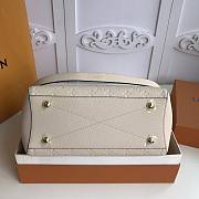 Louis Vuitton Montaigne Large Beige - 6