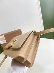 Burberry TB crossbody bag in beige 21cm - 6