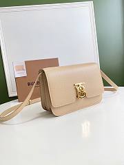 Burberry TB crossbody bag in beige 21cm - 3