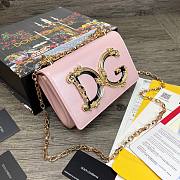 D&G Nappa leather DG Girls shoulder bag in pink - 3