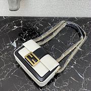 Fendi Baguette chain white leather bag 19cm 8BR783 - 4