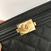 Chanel card holder in gold hardware - 6