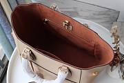 Louis Vuitton Fold Tote MM Monogram in Beige M45409 - 5