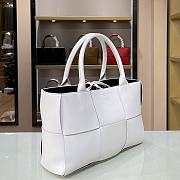 Bottega Veneta Intrecciato lamp skin tote white bag 609175 - 5