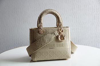 Dior Lady D-lite in cream 24cm