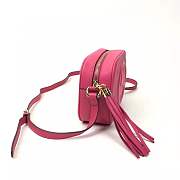 Gucci GG Soho disco shoulder bag in pink 21cm - 3