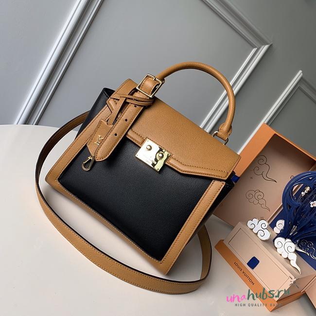 Louis Vuitton Arch Bag M55488 - 1