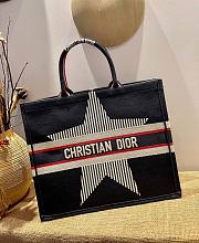 Dior Tote Book Emroided Blue Star 41 cm - 3