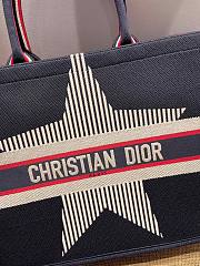 Dior Tote Book Emroided Blue Star 41 cm - 2