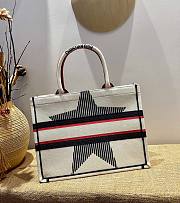 Dior Tote Book Emroided White Star 36cm - 3