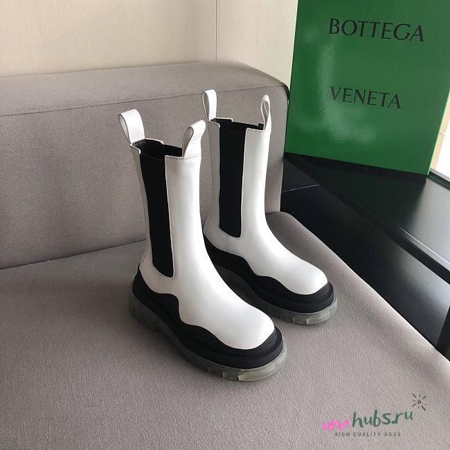 Bottega Veneta Boots in white/black - 1