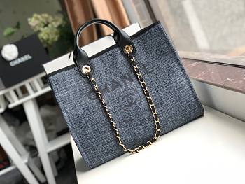 Chanel shopping tote handle bag 05