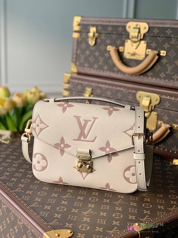 Louis Vuitton Pochette Métis Bicolor Leather M45596 - 1