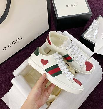 Gucci heart shoes