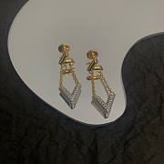 Louis Vuitton V earing - 4