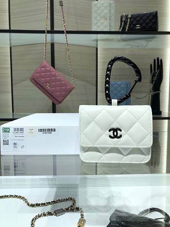 Chanel Lambskin Card Holder White AP2397